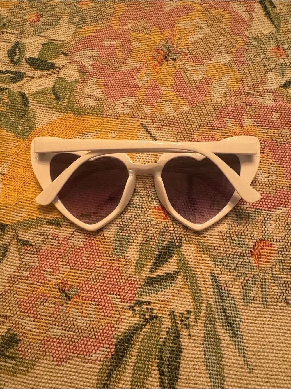 Pearl Heart Shaped Sunglasses